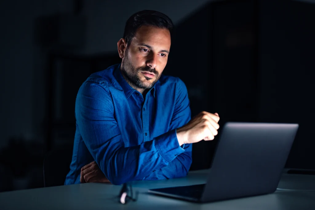 U visa applicant checking Form I-918 case status online using USCIS case status tool with receipt number